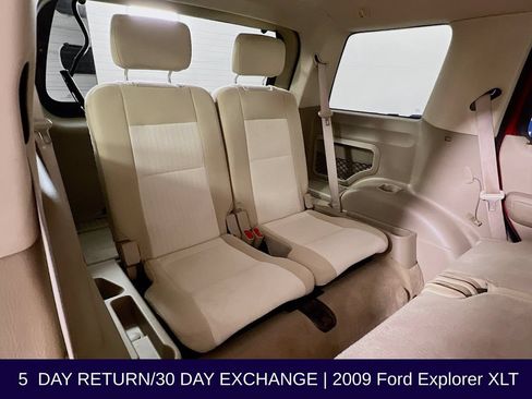 Used 2009 Ford Explorer XLT AWD/4WD image 27