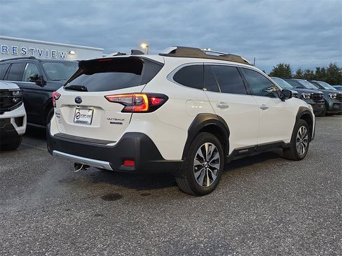 Used 2024 Subaru Outback Touring image 5