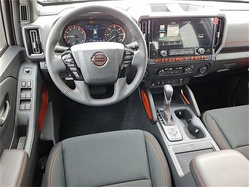 New 2026 Nissan Frontier PRO-4X w/ Pro-4x Convenience Package image 27