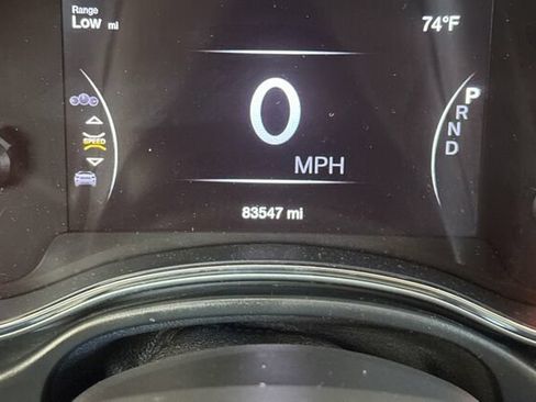 Used 2022 Jeep Grand Cherokee Laredo X AWD/4WD image 22