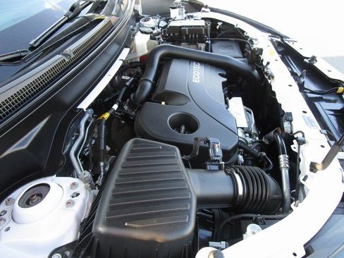 Used 2022 Chevrolet Equinox RS image 12