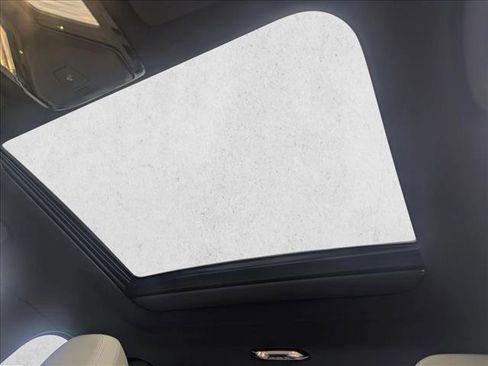 Used 2025 BMW 330i Sedan w/ Convenience Package image 15