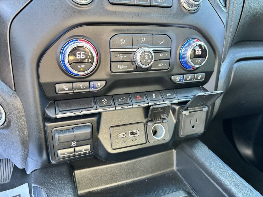 Used 2021 GMC Sierra 1500 AT4 AWD/4WD image 19