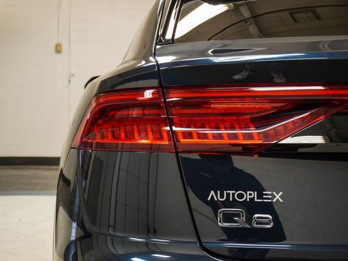 Used 2023 Audi Q8 Prestige w/ Prestige Package image 40