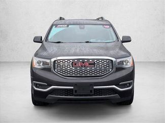 Used 2017 GMC Acadia Denali video 2
