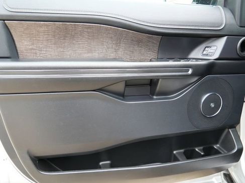 Used 2019 Ford Expedition Max Limited AWD/4WD image 12