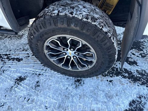 Used 2022 Chevrolet Colorado ZR2 image 31