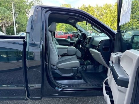 Used 2016 Ford F150 XL w/ Equipment Group 101A Mid RWD image 24