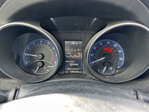 Used 2017 Toyota Corolla iM image 27