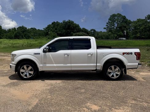 Used 2015 Ford F150 Platinum w/ Equipment Group 701A Luxury AWD/4WD image 2