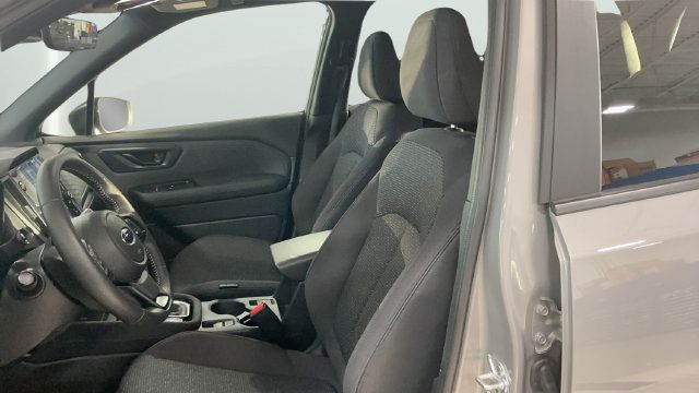 Used 2025 Subaru Forester Premium AWD/4WD image 15