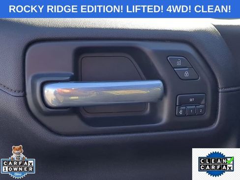 Used 2021 GMC Sierra 1500 AT4 w/ AT4 Premium Package image 16