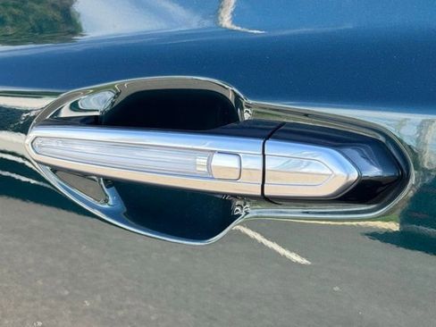 Used 2024 Cadillac XT5 Premium Luxury w/ Technology Package image 14