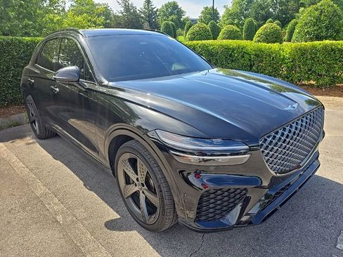 Used 2025 Genesis GV70 2.5T w/ Sport Prestige Package AWD/4WD image 2