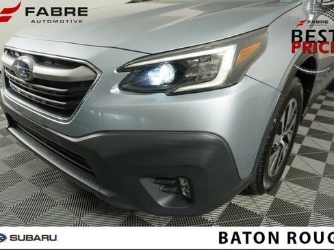 Used 2022 Subaru Outback Premium image 11