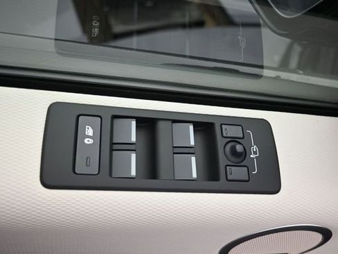 New 2025 Land Rover Discovery Dynamic SE AWD/4WD image 20