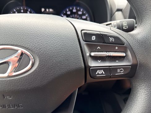 Used 2022 Hyundai Kona SEL AWD/4WD image 19