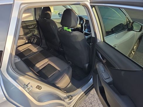 Used 2021 Subaru Outback Premium image 7