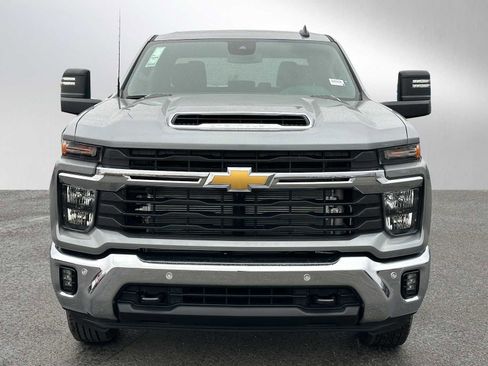 New 2026 Chevrolet Silverado 2500 LT w/ Safety Package AWD/4WD image 8