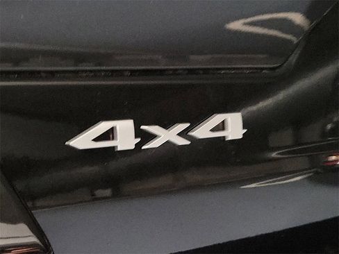 New 2025 Jeep Grand Cherokee Laredo image 18