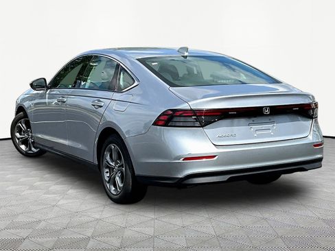 Used 2023 Honda Accord EX image 4