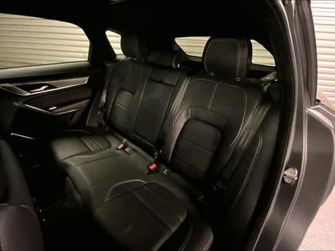 Certified 2024 Jaguar F-PACE R-Dynamic S image 17