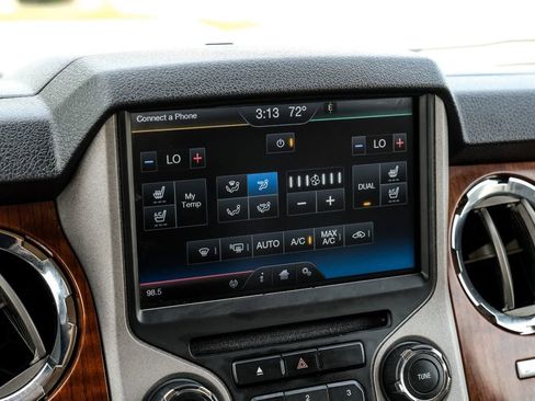 Used 2016 Ford F450 King Ranch w/ FX4 Off Road Package AWD/4WD image 36