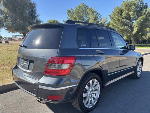 Used 2011 Mercedes-Benz GLK 350 4MATIC image 6