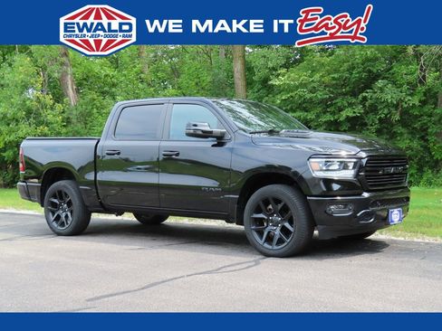 Used 2024 RAM 1500 Laramie AWD/4WD image 1