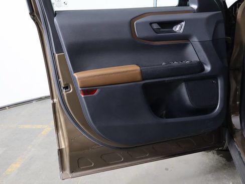 Used 2022 Ford Bronco Sport Outer Banks w/ Tech Package AWD/4WD image 19