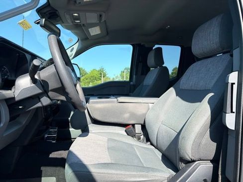Used 2023 Ford F250 XLT w/ Snow Plow/Camper Package AWD/4WD image 19