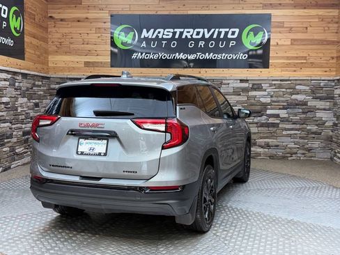 Used 2023 GMC Terrain SLE w/ Driver Convenience Package AWD/4WD image 30