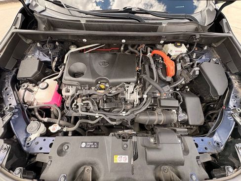Used 2020 Toyota RAV4 XSE AWD/4WD image 38