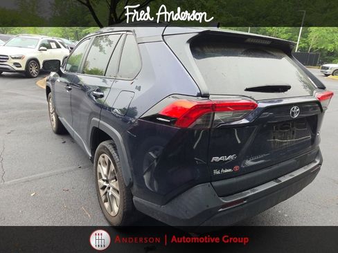 Used 2023 Toyota RAV4 XLE Premium FWD image 6