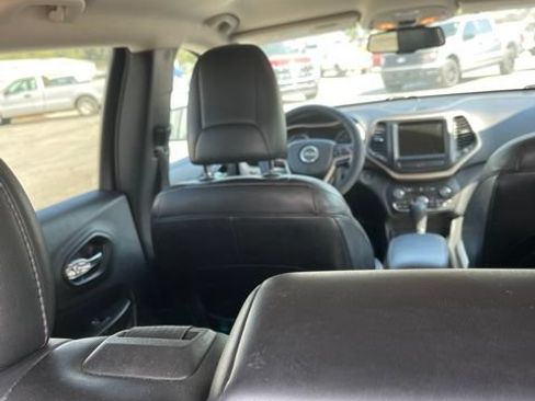 Used 2014 Jeep Cherokee Limited FWD image 7