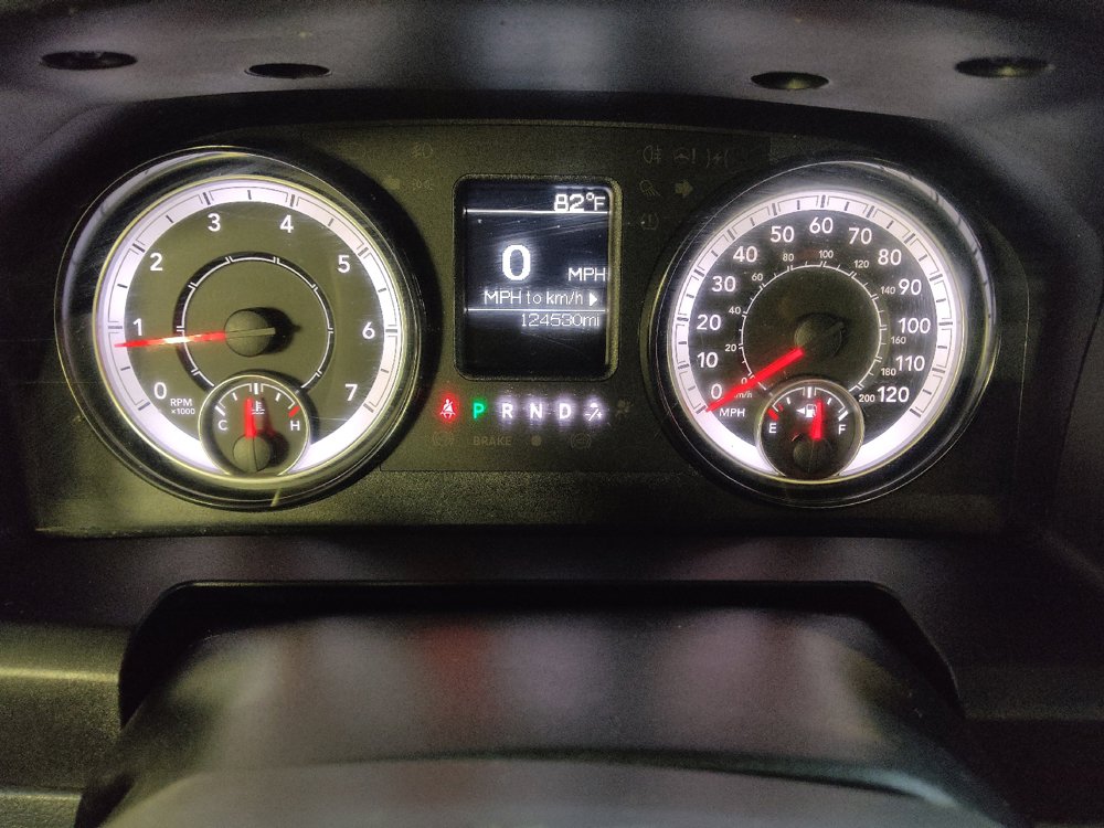Used 2020 RAM 1500 Tradesman w/ Chrome Appearance Group RWD image 23