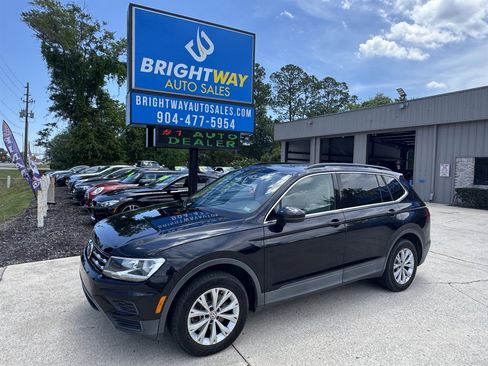 Used 2019 Volkswagen Tiguan S FWD image 1