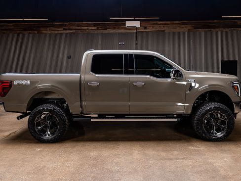 Used 2026 Ford F150 Lariat image 11