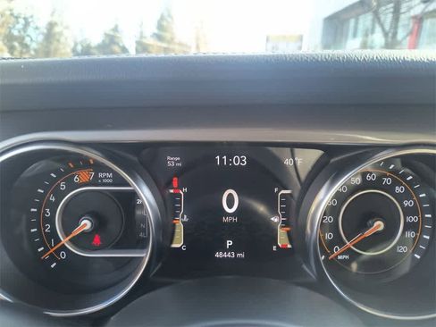 Used 2023 Jeep Wrangler Sahara image 15