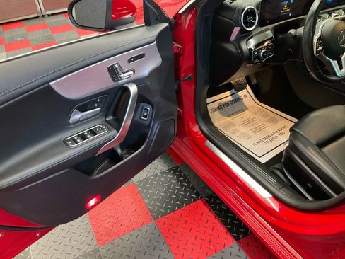 Used 2020 Mercedes-Benz CLA 250 4MATIC image 7