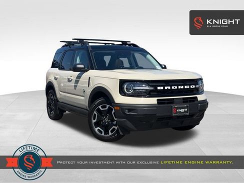Used 2024 Ford Bronco Sport Outer Banks w/ Tech Package AWD/4WD image 1