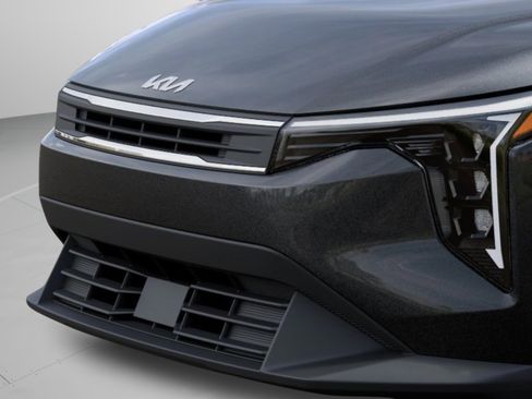 New 2026 Kia K4 LXS image 26