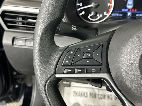 Used 2024 Nissan Altima 2.5 SV image 27