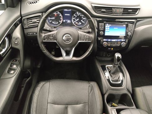 Used 2017 Nissan Rogue Sport SL AWD/4WD image 22