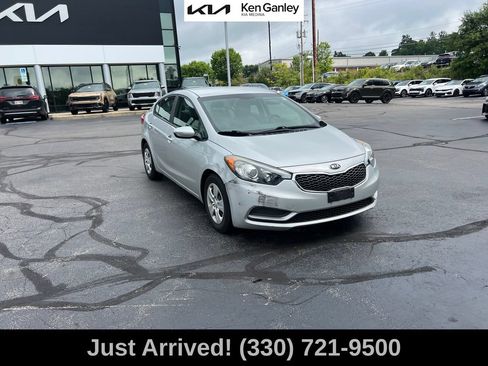 Used 2016 Kia Forte LX w/ LX Popular Package FWD image 3