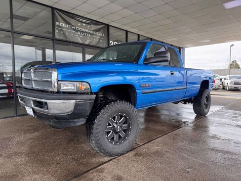 Used 2001 Dodge Ram 2500 Truck 4x4 Quad Cab image 1