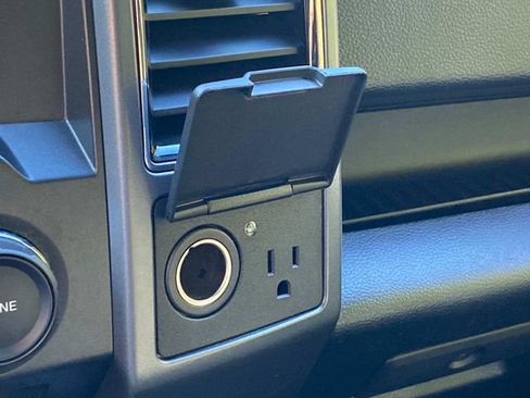 Used 2018 Ford F150 XLT w/ Equipment Group 302A Luxury AWD/4WD image 28