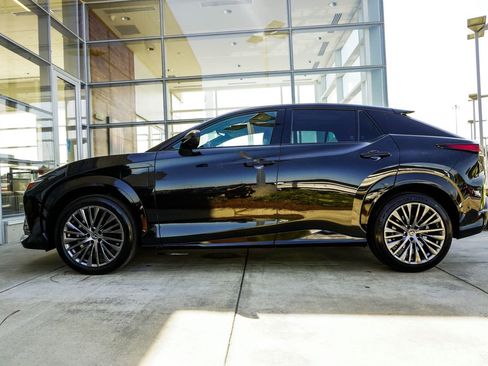 Used 2023 Lexus RZ 450e Premium w/ Accessory Package (2T) image 8