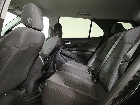 Used 2022 Chevrolet Equinox LT image 13