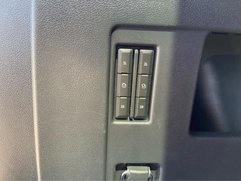 Used 2024 Lincoln Navigator Reserve AWD/4WD image 9